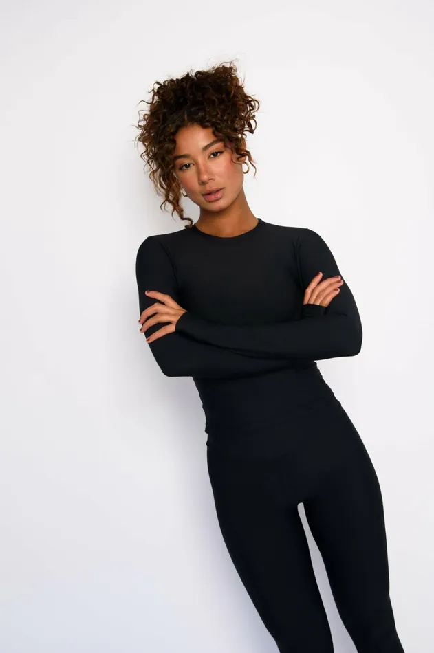 Skatie Active Tops Kendall Top Black 8211 Women