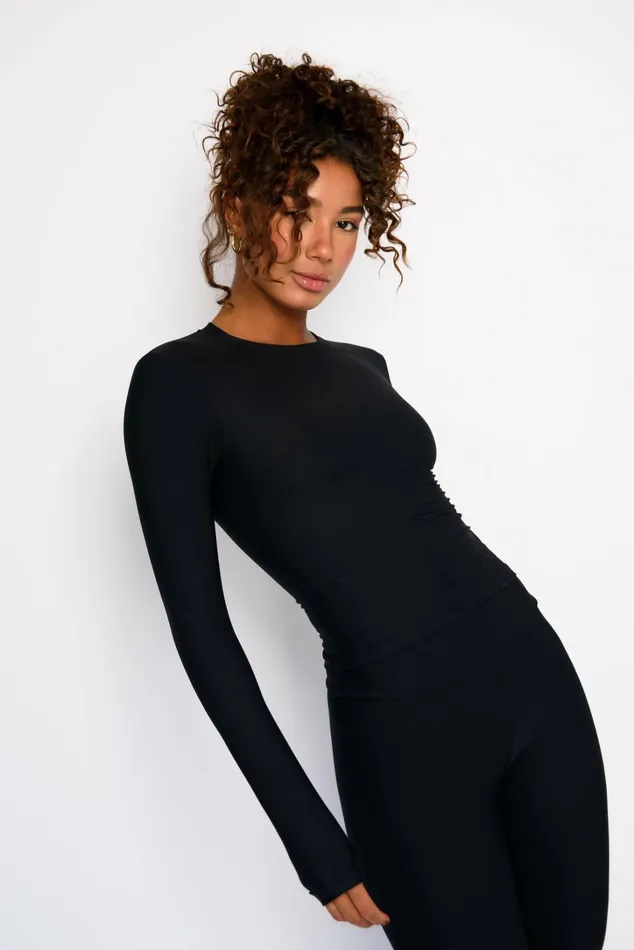 Skatie Active Tops Kendall Top Black 8211 Women