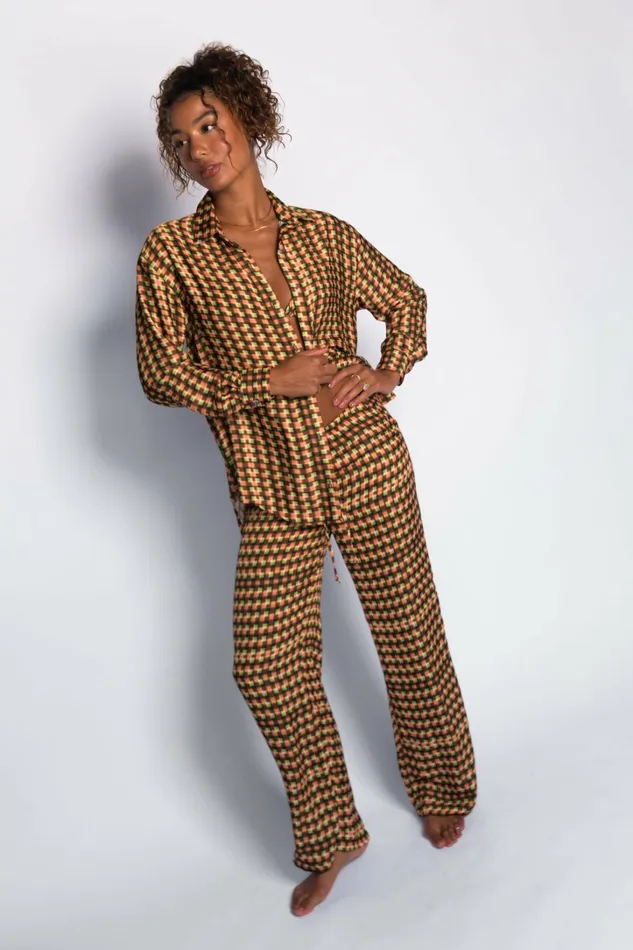 Skatie CoverUps Phoenix Button Down Satin Mirage 8211 Women