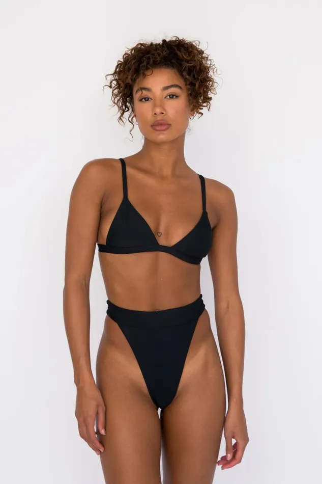 Skatie Tops Kourtney Bikini Top Black 8211 Women