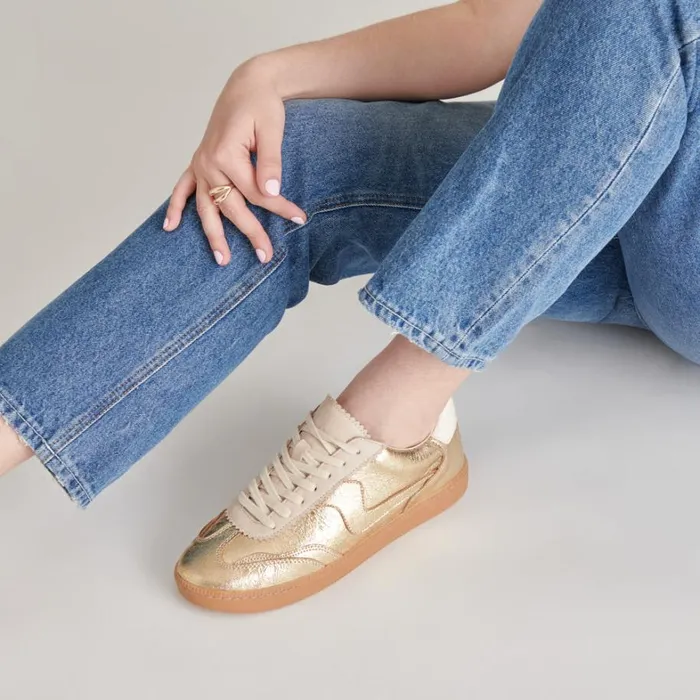 Sneakers Women Dolce Vita Notice Sneakers Gold Distressed Leather