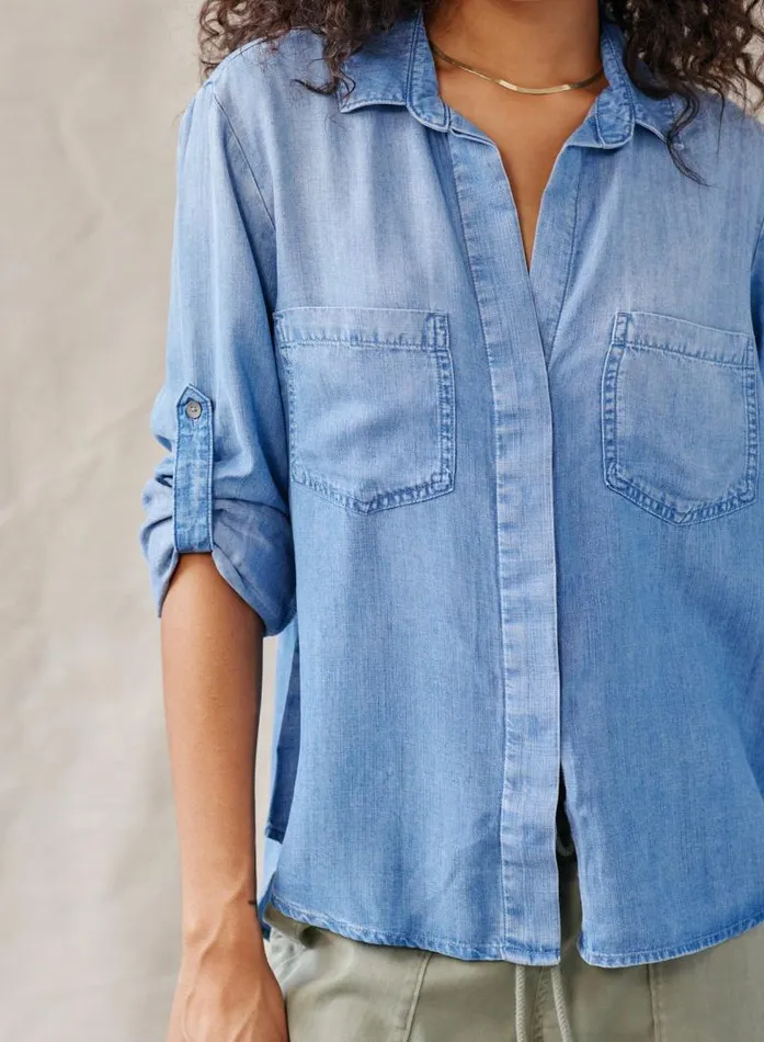 Split Back Button Down 8211 Medium Ombre Wash Women Bella Dahl Button Down Split Back Button Down 8211 Medium Ombre Wash Women Bella Dahl Button Down