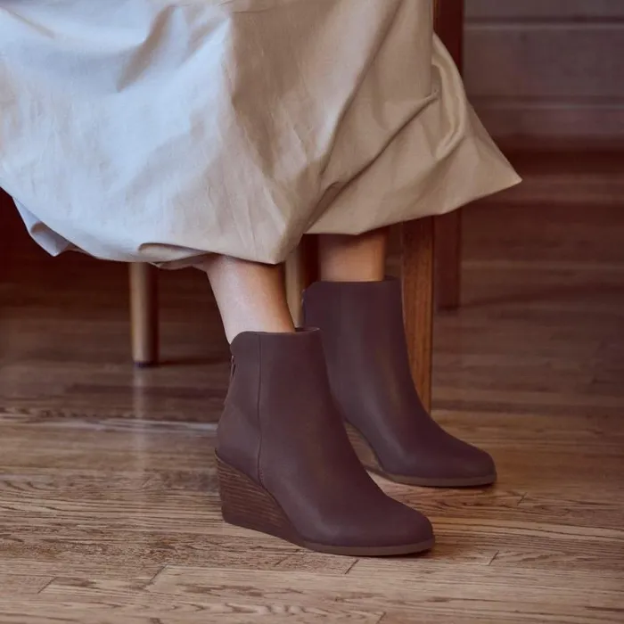 Toms Boots and Booties Casey Ankle Boot Blackberry Leather 8211 Women Toms Boots and Booties Casey Ankle Boot Blackberry Leather 8211 Women