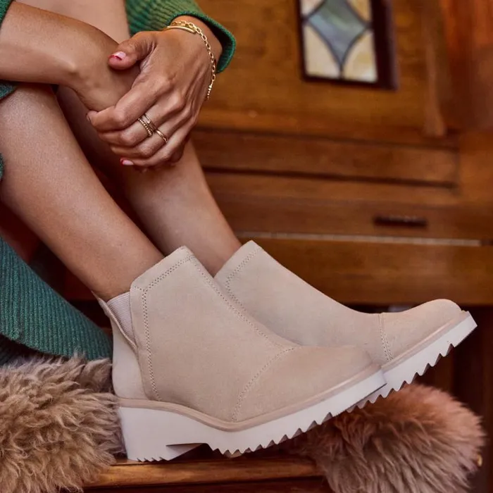 Toms Boots and Booties Maude Wedge Boot Oatmeal Suede 8211 Women Toms Boots and Booties Maude Wedge Boot Oatmeal Suede 8211 Women