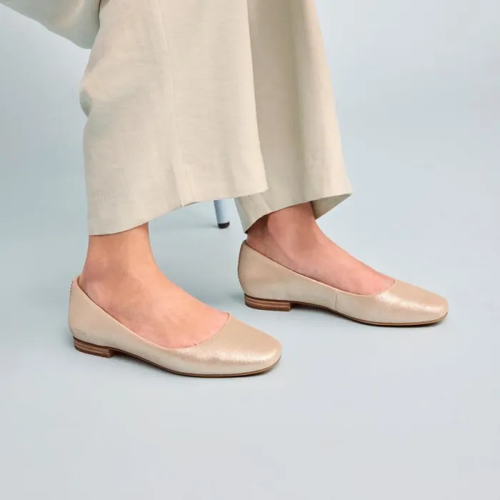 Toms Flats and Loafers Briella Flat Champagne Metallic Suede 8211 Women Toms Flats and Loafers Briella Flat Champagne Metallic Suede 8211 Women