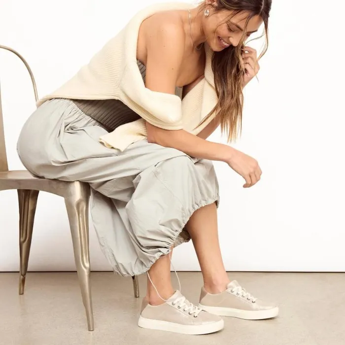 Toms Sneakers Kameron LaceUp Sneaker Metallic Champagne Suede 8211 Women Toms Sneakers Kameron LaceUp Sneaker Metallic Champagne Suede 8211 Women