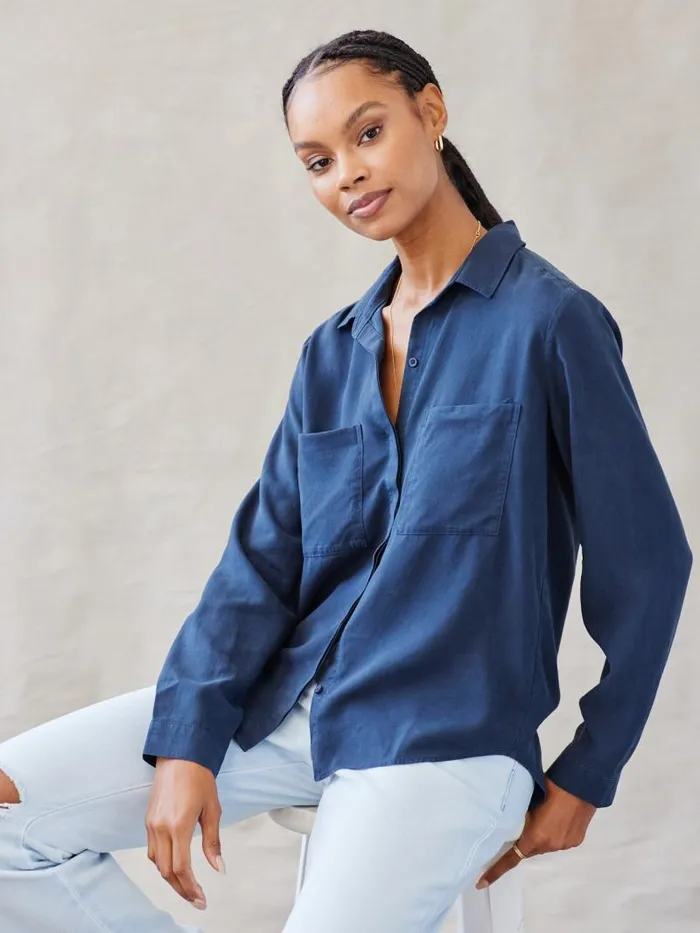 Two Pocket Classic Button Down 8211 Endless Sea Women Bella Dahl Long Sleeve