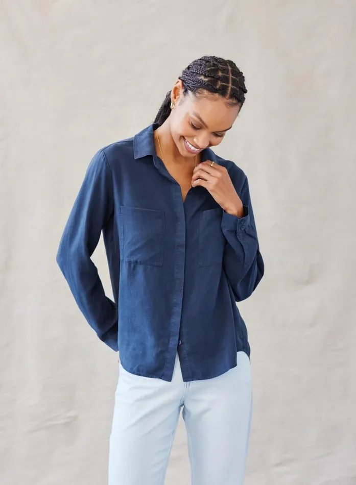 Two Pocket Classic Button Down 8211 Endless Sea Women Bella Dahl Long Sleeve Two Pocket Classic Button Down 8211 Endless Sea Women Bella Dahl Long Sleeve