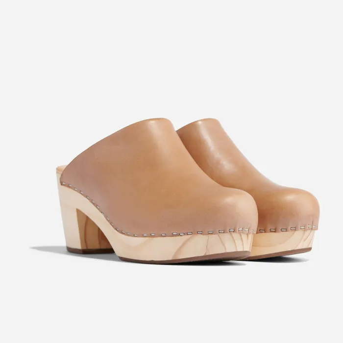 Women AllDay Heeled Clog Almond Nisolo Heels