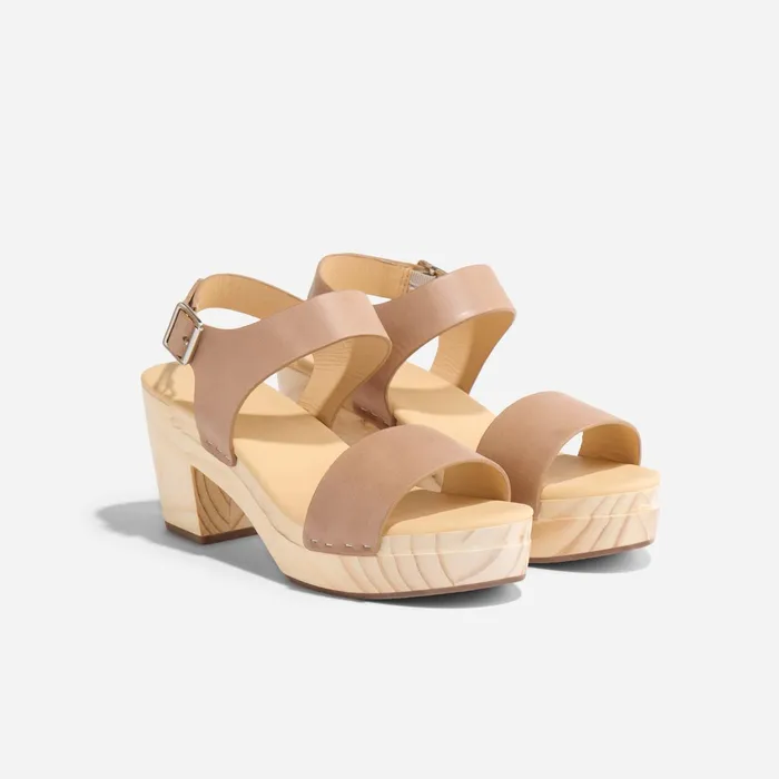 Women AllDay Open Toe Clog Almond Nisolo Sandals