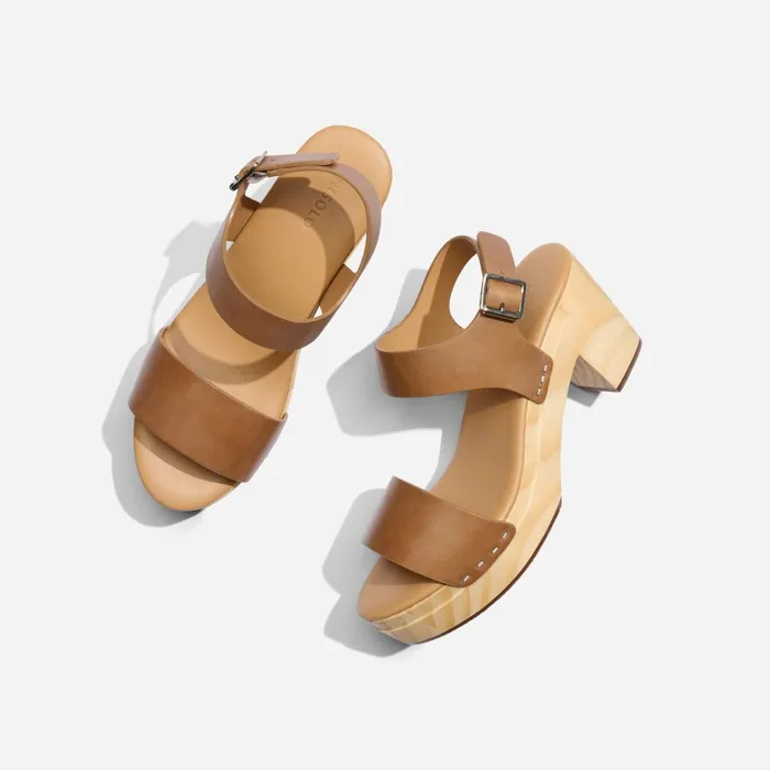 Women AllDay Open Toe Clog Almond Nisolo Sandals