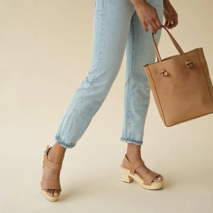 Women AllDay Open Toe Clog Almond Nisolo Sandals