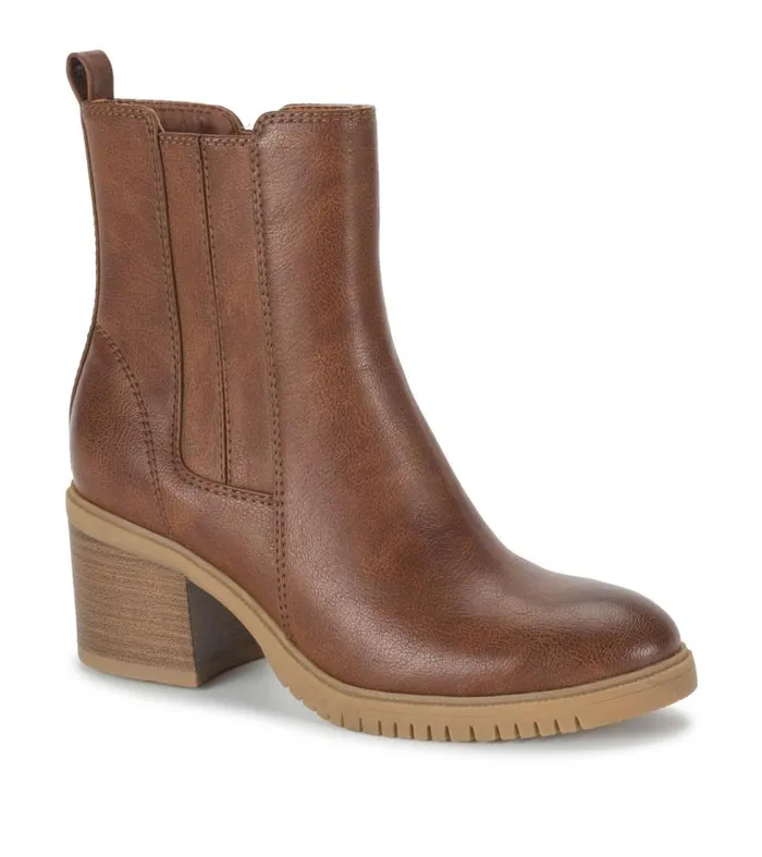 Women Baretraps Booties Feeney Block Heel Boot Cognac