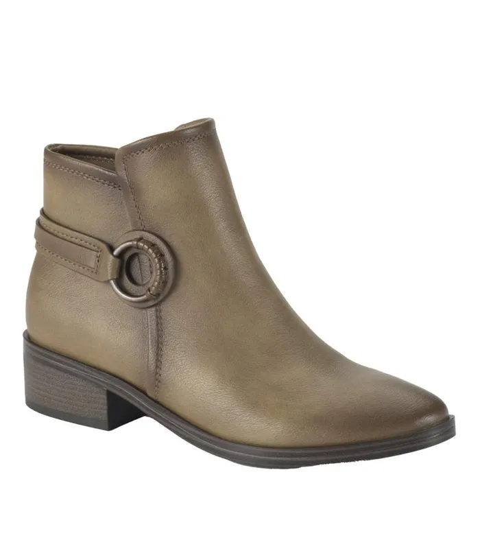 Women Baretraps Booties Maddy Bootie Truffle