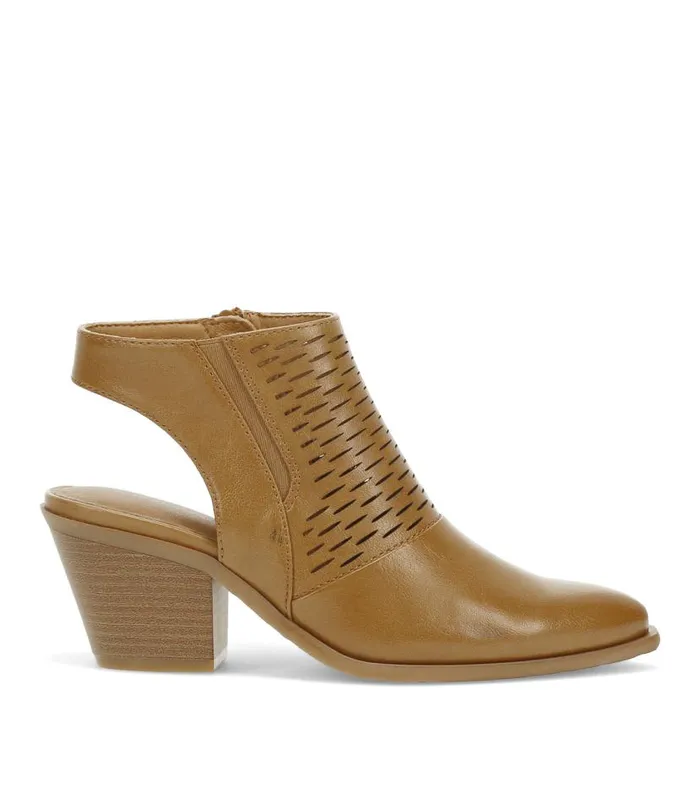Women Baretraps Booties Yangley Block Heel Bootie Light Almond Women Baretraps Booties Yangley Block Heel Bootie Light Almond