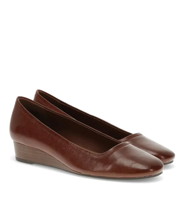 Women Baretraps Flats and Loafers Covette Wedge Slip On Mahogany Women Baretraps Flats and Loafers Covette Wedge Slip On Mahogany