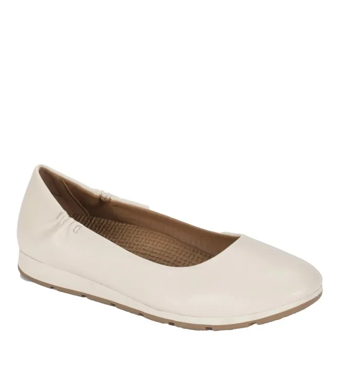 Women Baretraps Flats and Loafers Prim Slip On Lambwool