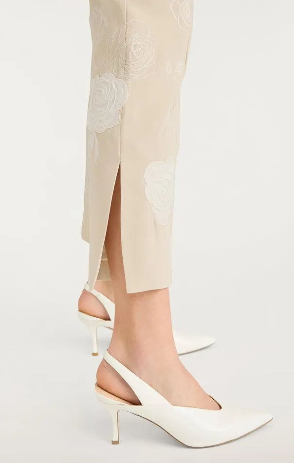 Women Cinq Sept Bottoms Floating Roses Embellished Cropped Brianne Pant Plasterivory