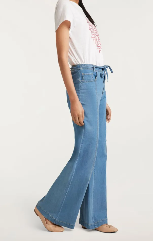 Women Cinq Sept Bottoms Tansy Pant Light Wash