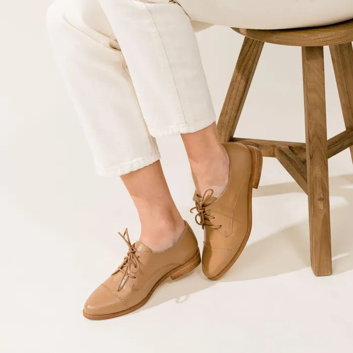 Women Emilia Cap Toe Oxford Almond Nisolo Flats and Slip Ons