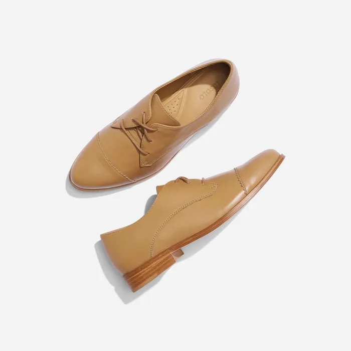 Women Emilia Cap Toe Oxford Almond Nisolo Flats and Slip Ons