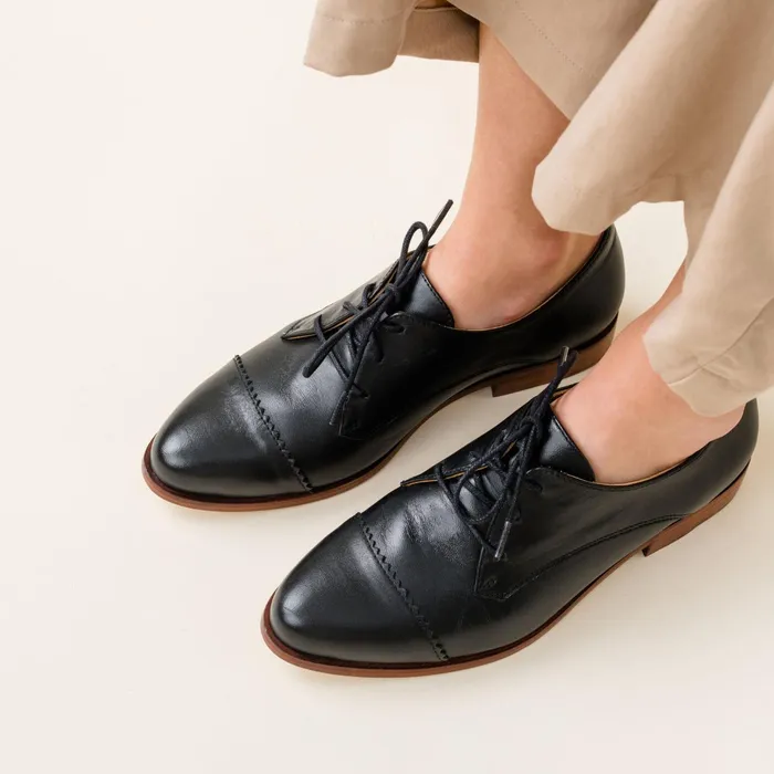Women Emilia Cap Toe Oxford Black Nisolo Flats and Slip Ons
