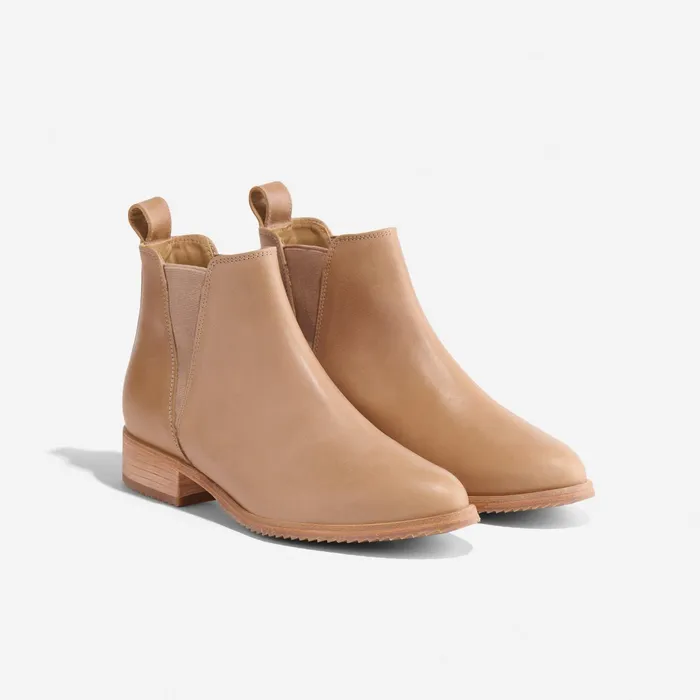 Women Eva Everyday Chelsea Boot Almond Nisolo Boots