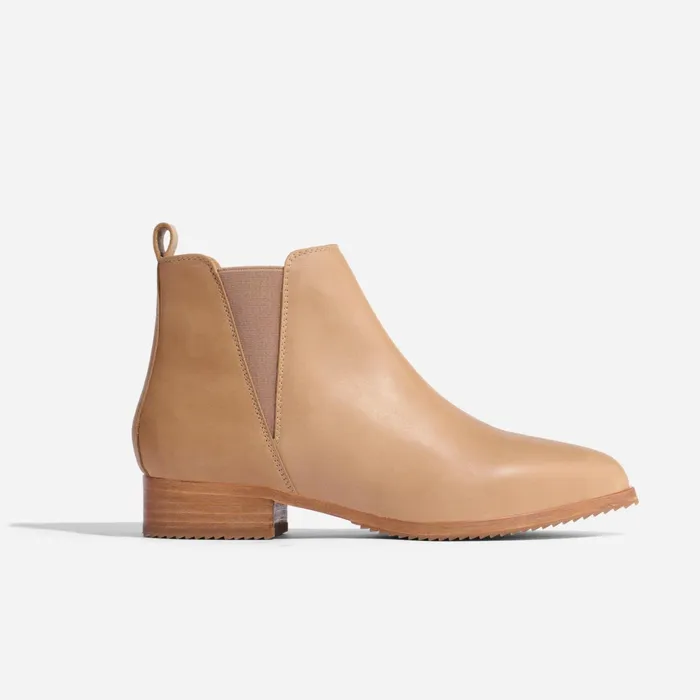 Women Eva Everyday Chelsea Boot Almond Nisolo Boots