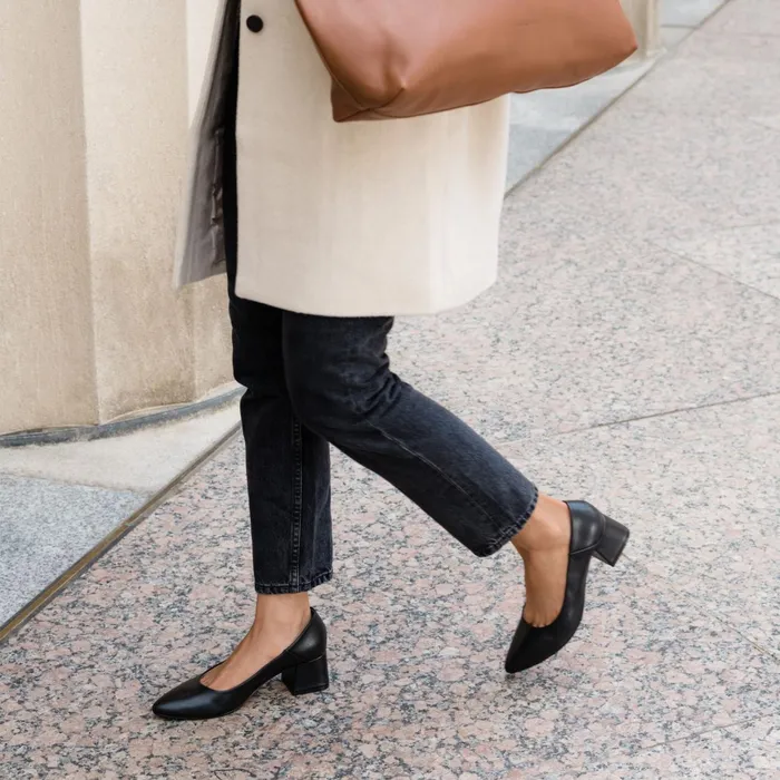 Women Fiorela GoTo Mid Heel Black Nisolo Heels
