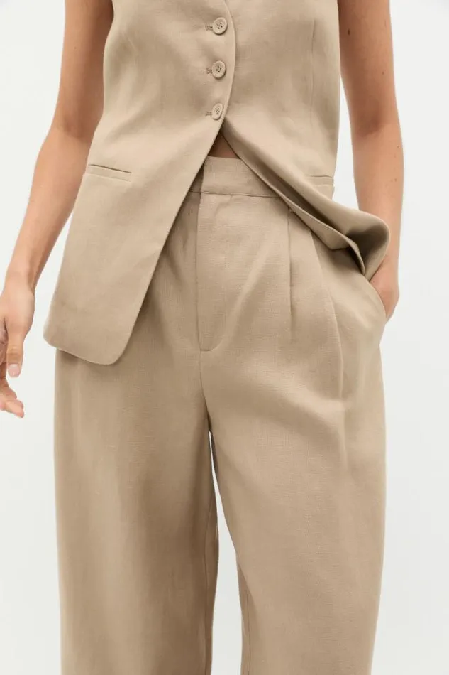 Women Linen Seed Heritage Tailored Linen Pleat Pant Cookie