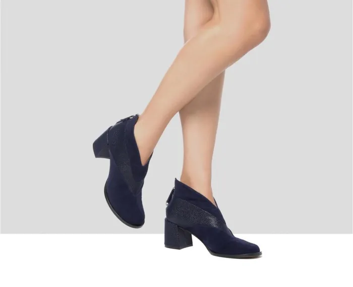 Women Medium Heel Audley Shoes Mid Heel Leather Booties Gaya Navy Blue