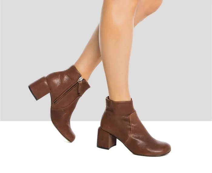 Women Medium Heel Audley Shoes Mid Heel Leather Booties Iraida Brown