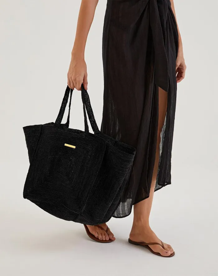 Women ViX Paula Hermanny Bags Pyramid Bag 8211 Black