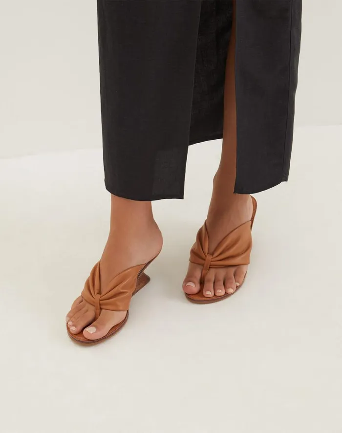 Women ViX Paula Hermanny Sandals Dahlia Mule 8211 Caramel