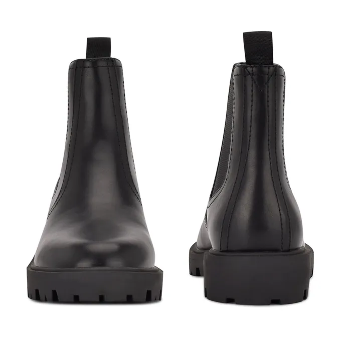 Yullon Lug Sole Chelsea Booties Yullon Lug Sole Chelsea Booties